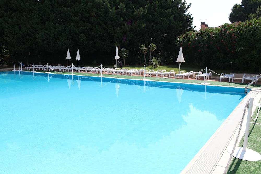 Heraclea Hotel Residence Policoro Esterno foto