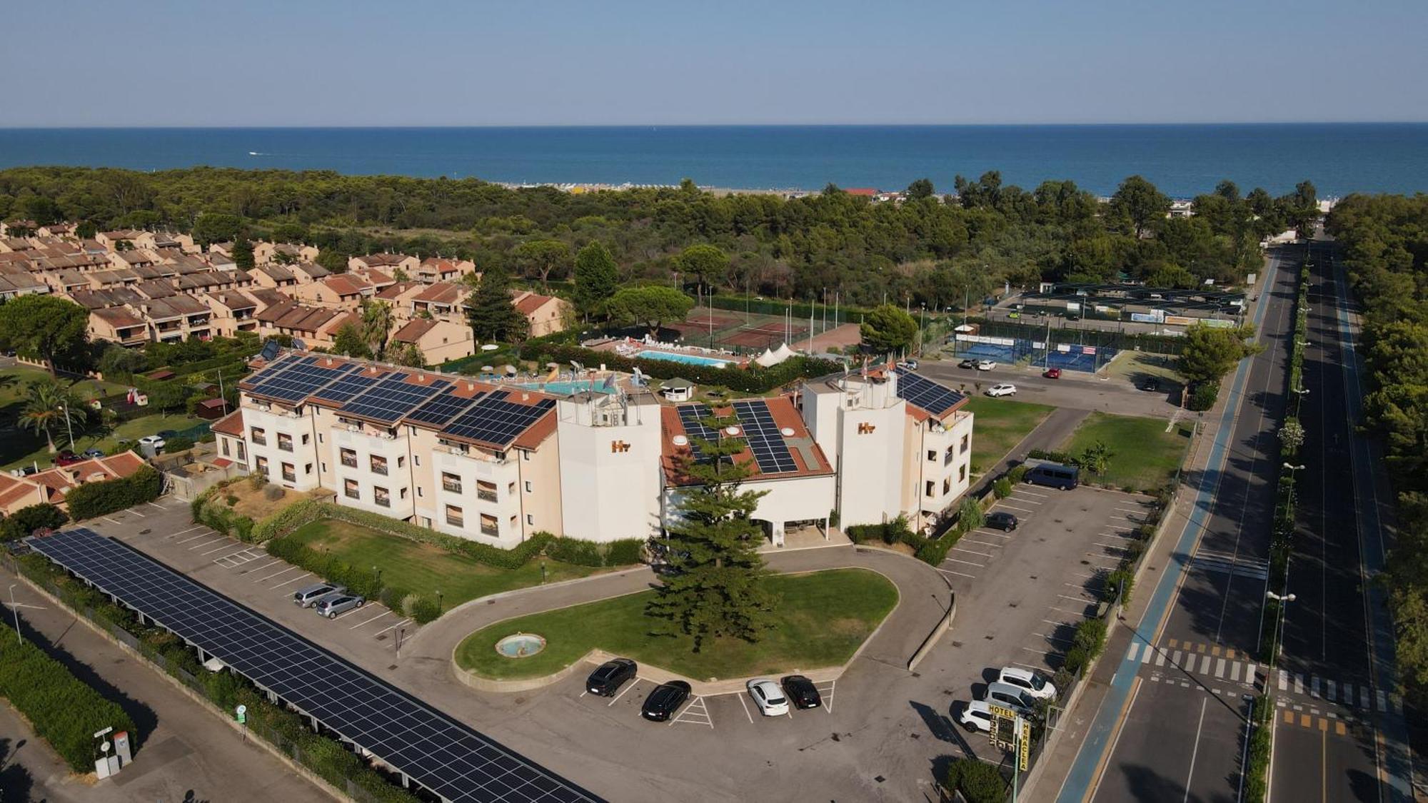 Heraclea Hotel Residence Policoro Esterno foto