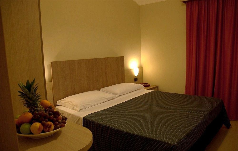 Heraclea Hotel Residence Policoro Esterno foto