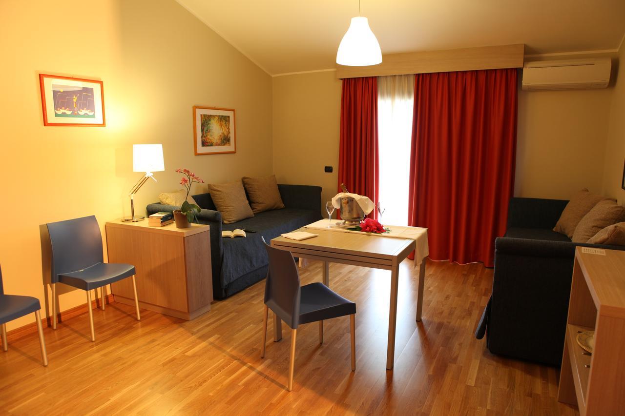 Heraclea Hotel Residence Policoro Esterno foto