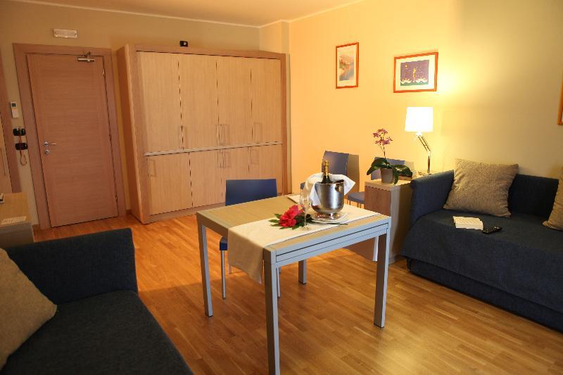Heraclea Hotel Residence Policoro Esterno foto