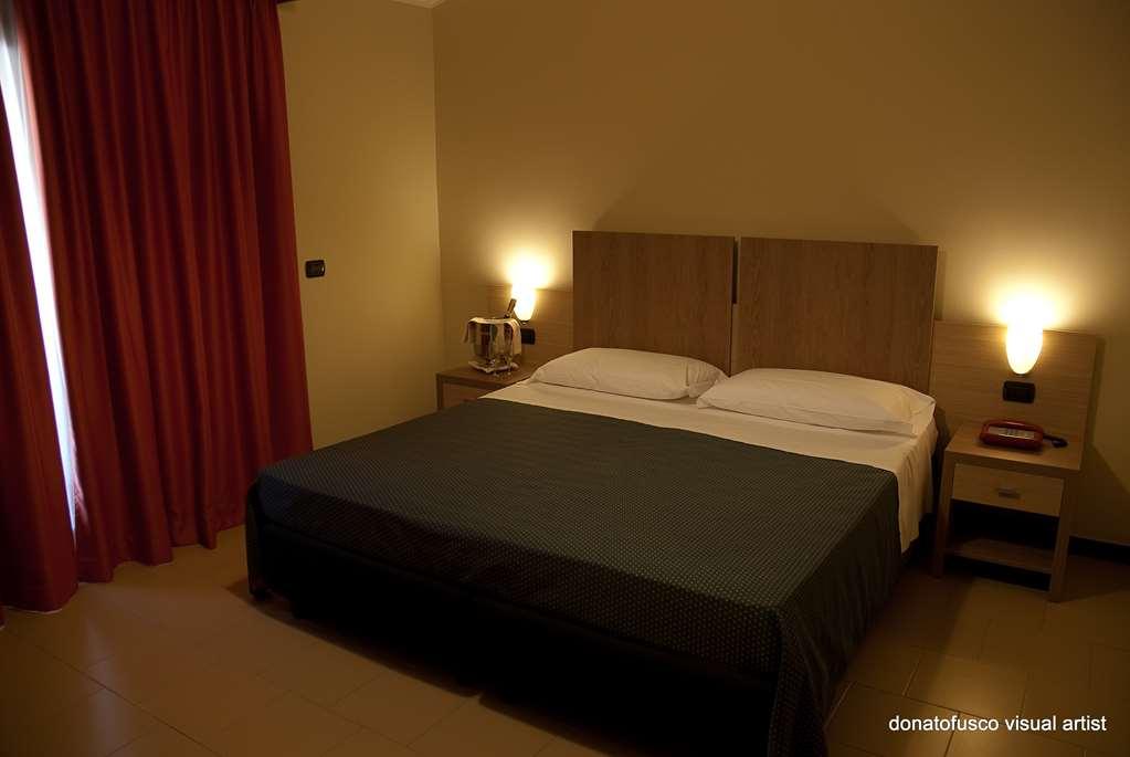 Heraclea Hotel Residence Policoro Camera foto