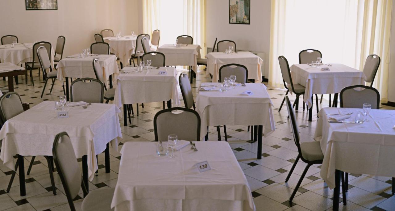 Heraclea Hotel Residence Policoro Esterno foto